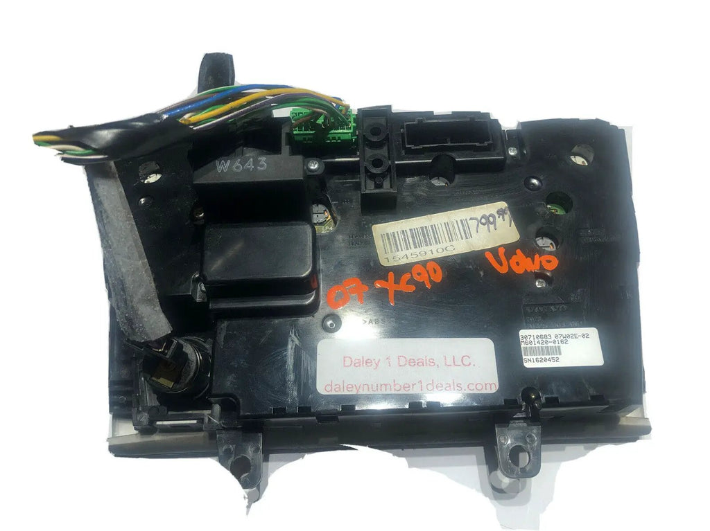 Fits 2003-2007 Volvo XC90 A/C Heater Climate Temperature Control 8682735 OEM D2 by Volvo