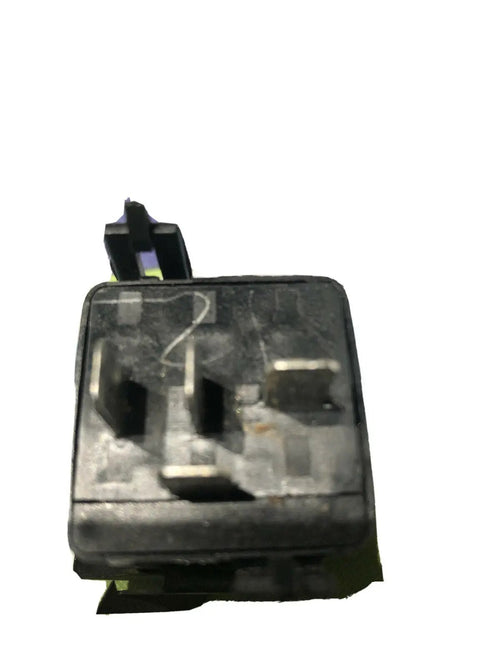 1993-1997 Volvo 850 Series Power Windows & Mirrors Relay 6848215 OEM by Volvo