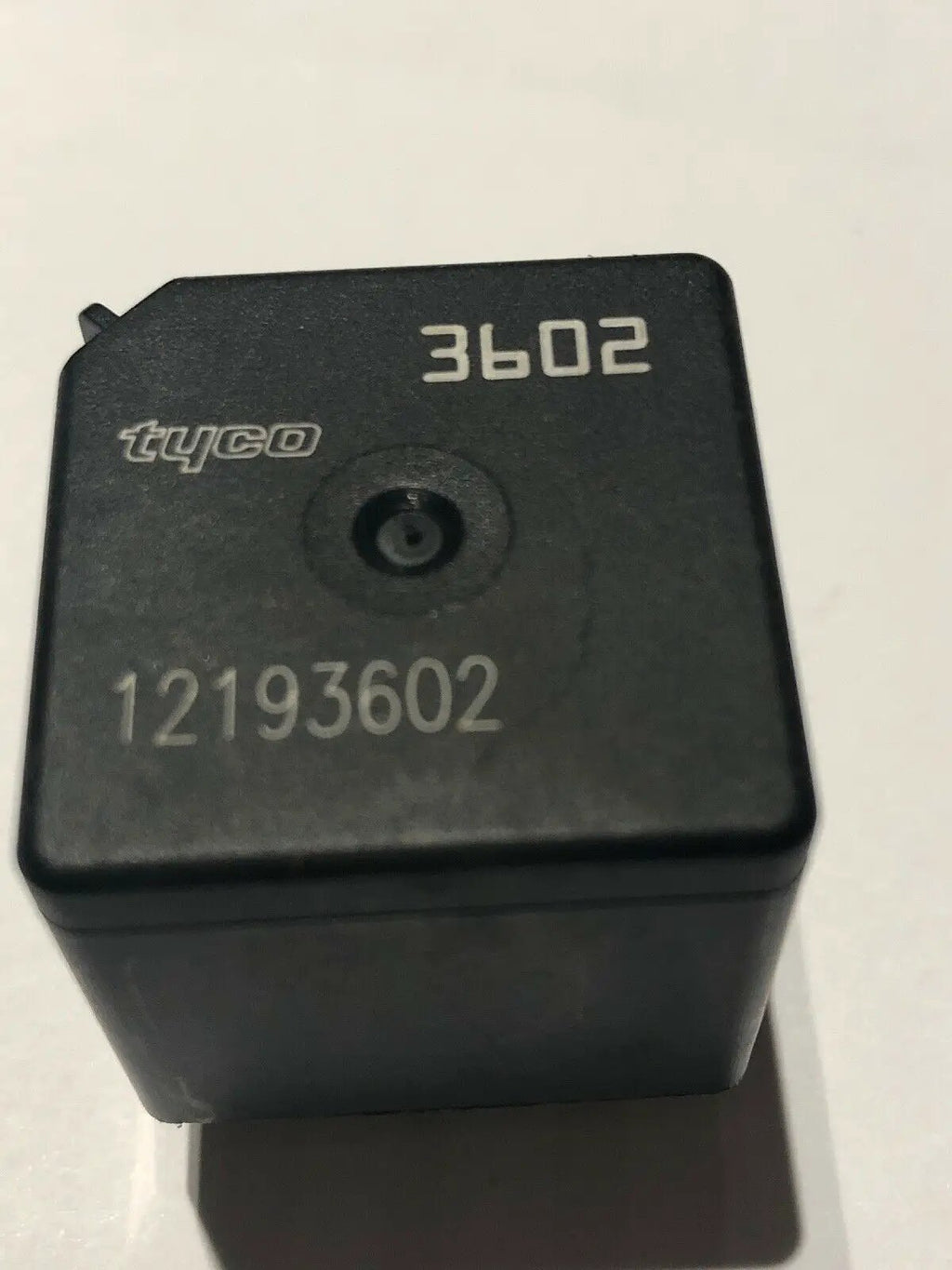GM SIEMENS TYCO RELAY 12193602 3602 by TYCO OR SIEMENS SHIPS RANDOM