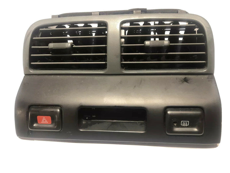 1999 1998 1997 1996 Nissan Maxima Center Vents Clock 95 96 97 98 99 With Hazard(