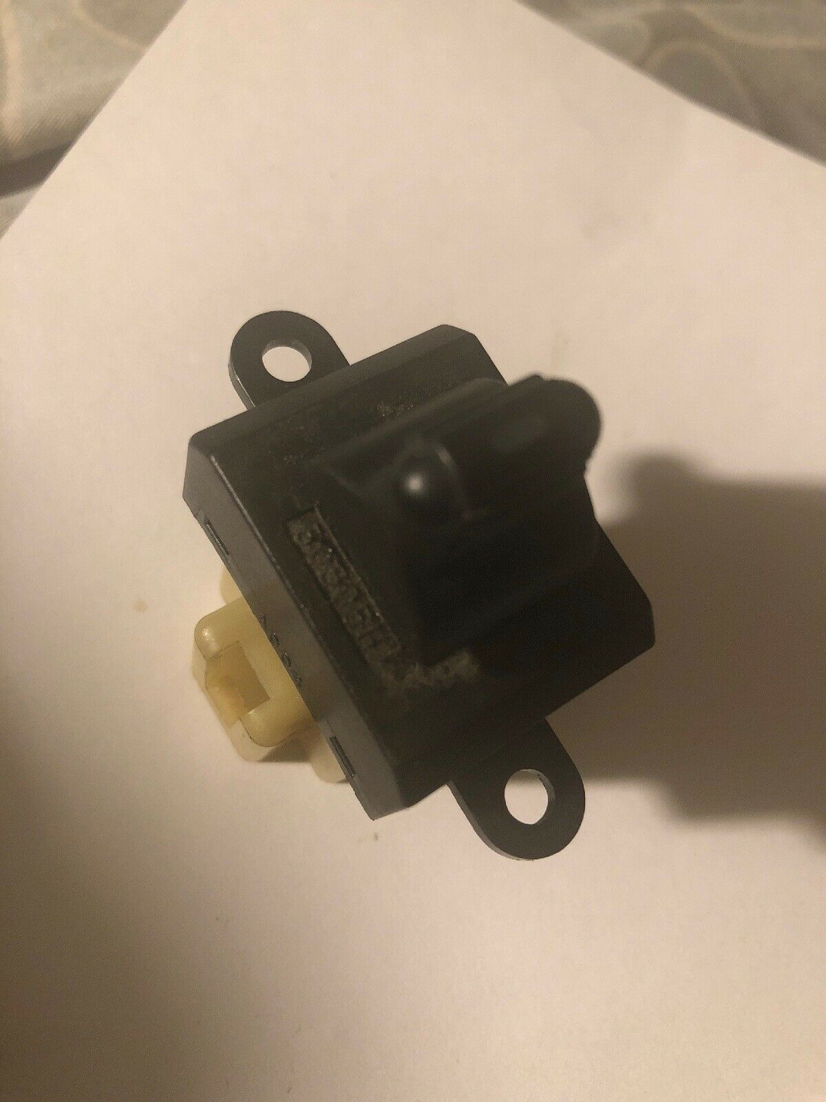 PASSENGER POWER WINDOW SWITCH 2001-2007 Town Country and Grand Caravan 2001-07
