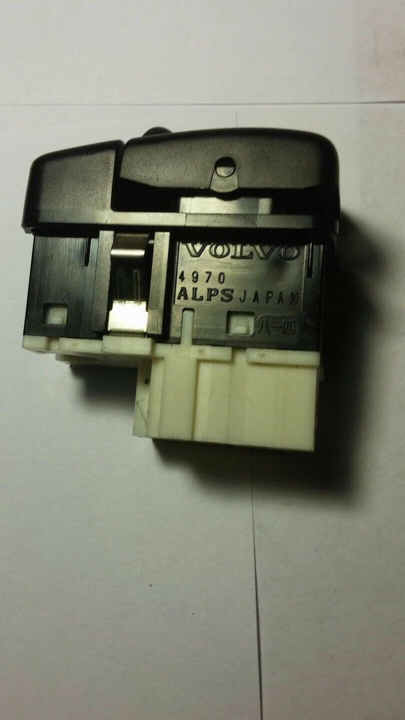 #1975O, 1994- 1997 Volvo 850 Power Sun Roof Switch OEM 9128537