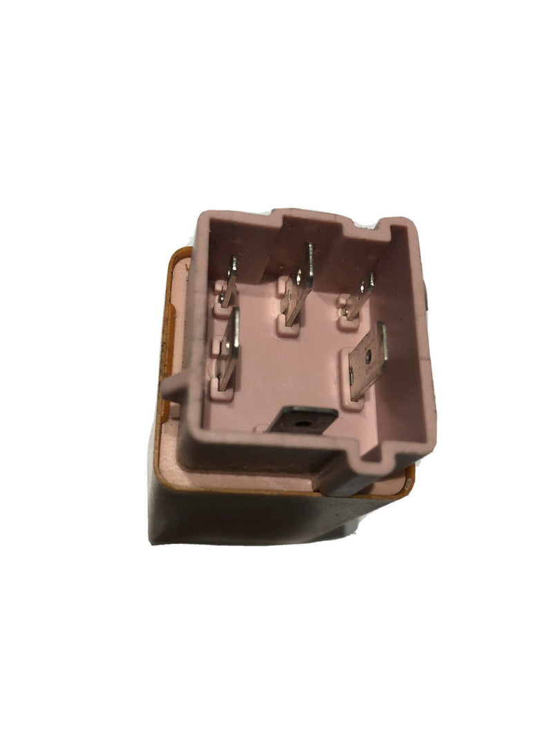 VOLVO REAR WINDOW DEFROSTER TIMER RELAY 9148300 A 208 898756000