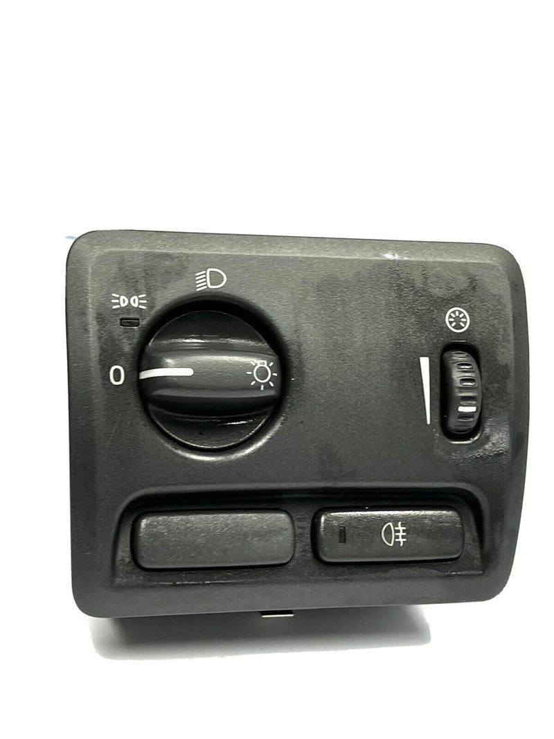 Volvo OEM Gray Headlight Switch Module 9441046 fits S60 V70 2001