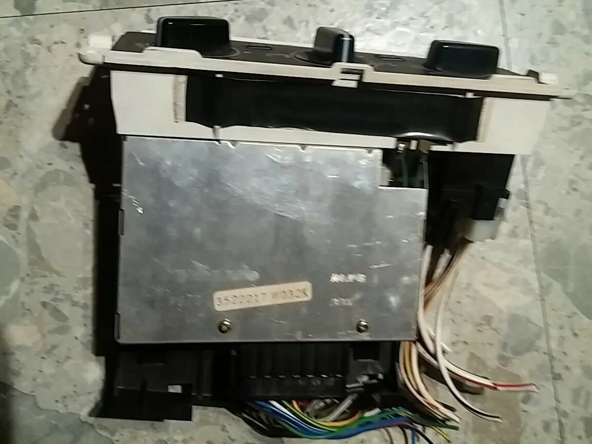 940 VOLVO A/C conditioning tempt. HEAT CLIMATE CONTROL UNIT 3522217/W032K, OEM by Volvo