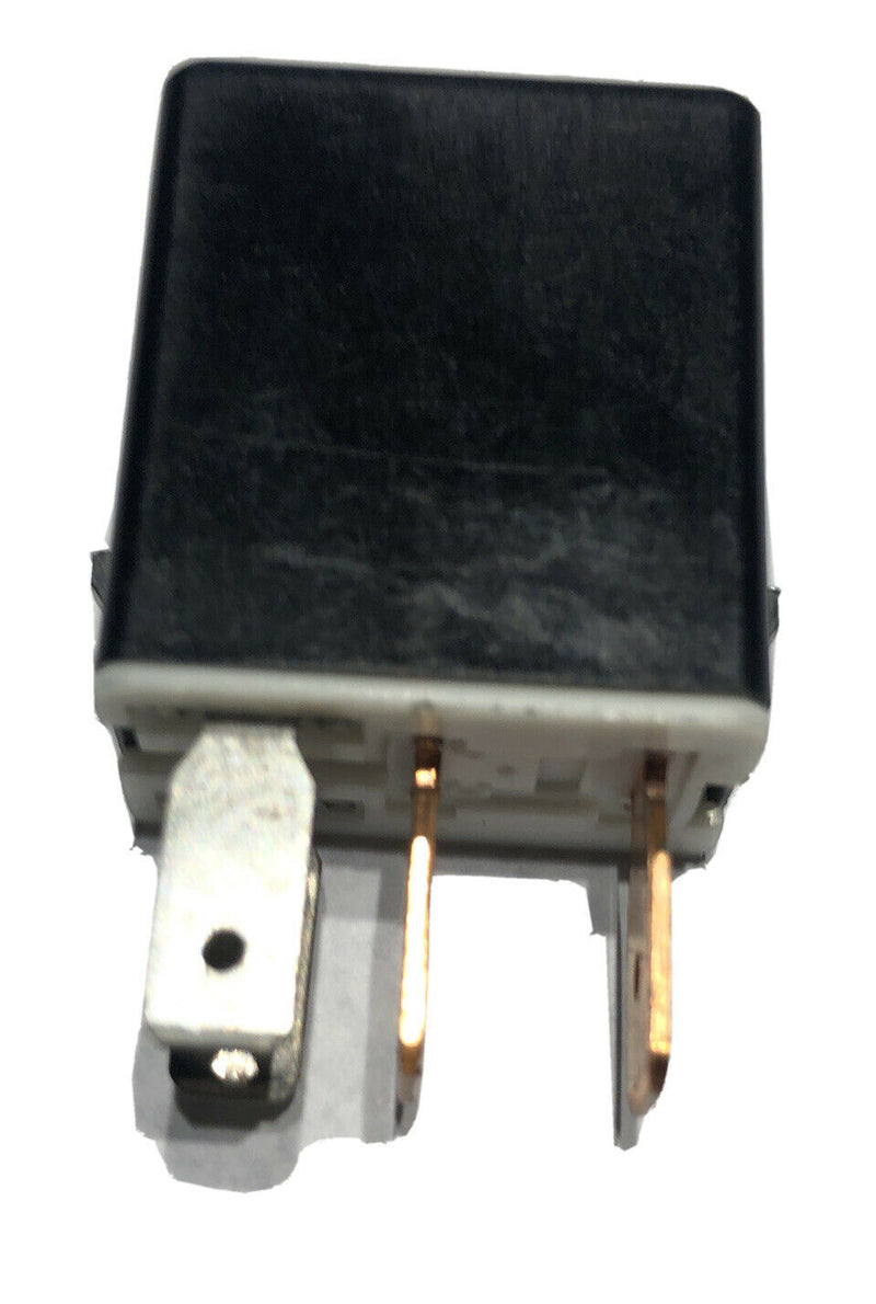 DENSO  TOYOTA RELAY 90084-98031