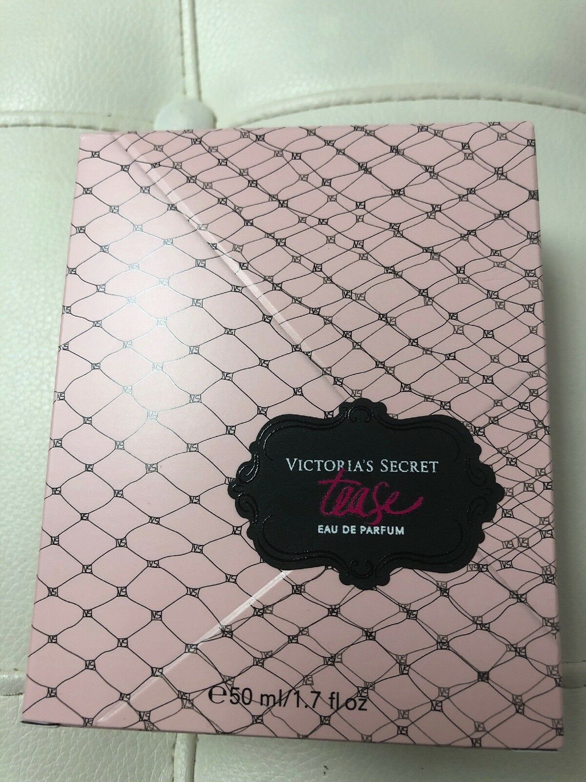 VICTORIA'S SECRET TEASE EAU DE PARFUM 3.4oz NIB! NEW RELEASE PACKAGING!