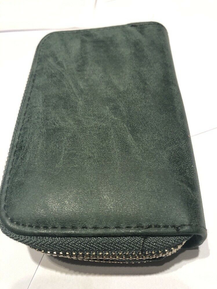 Adrienne Vittadini Mint Pebble Faux Leather Charging Wristlet