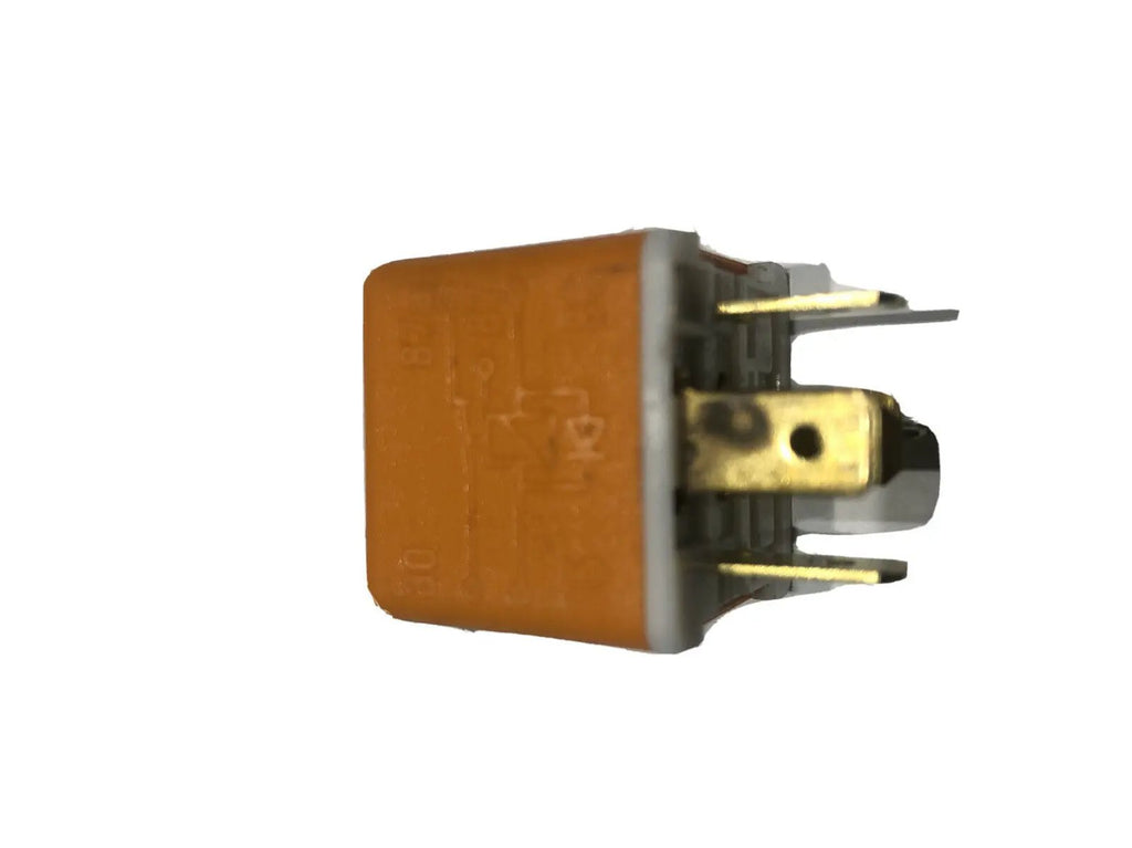 VOLVO FOG LAMP RELAY 9130171 4RD00352053 by Volvo
