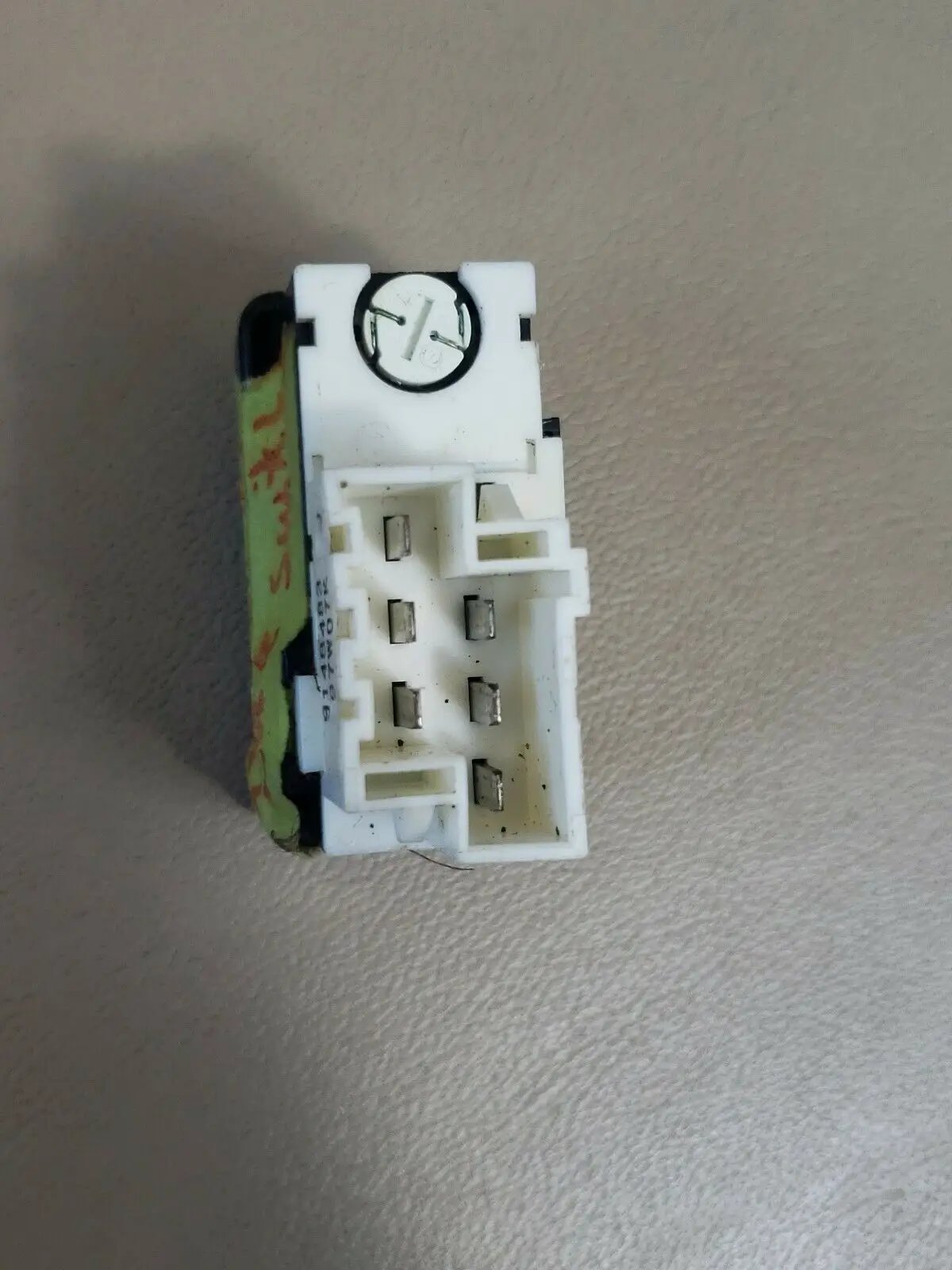 442 1994- 1997 Volvo 850 Power Door Lock Switch OEM 9148483. by Volvo OEM