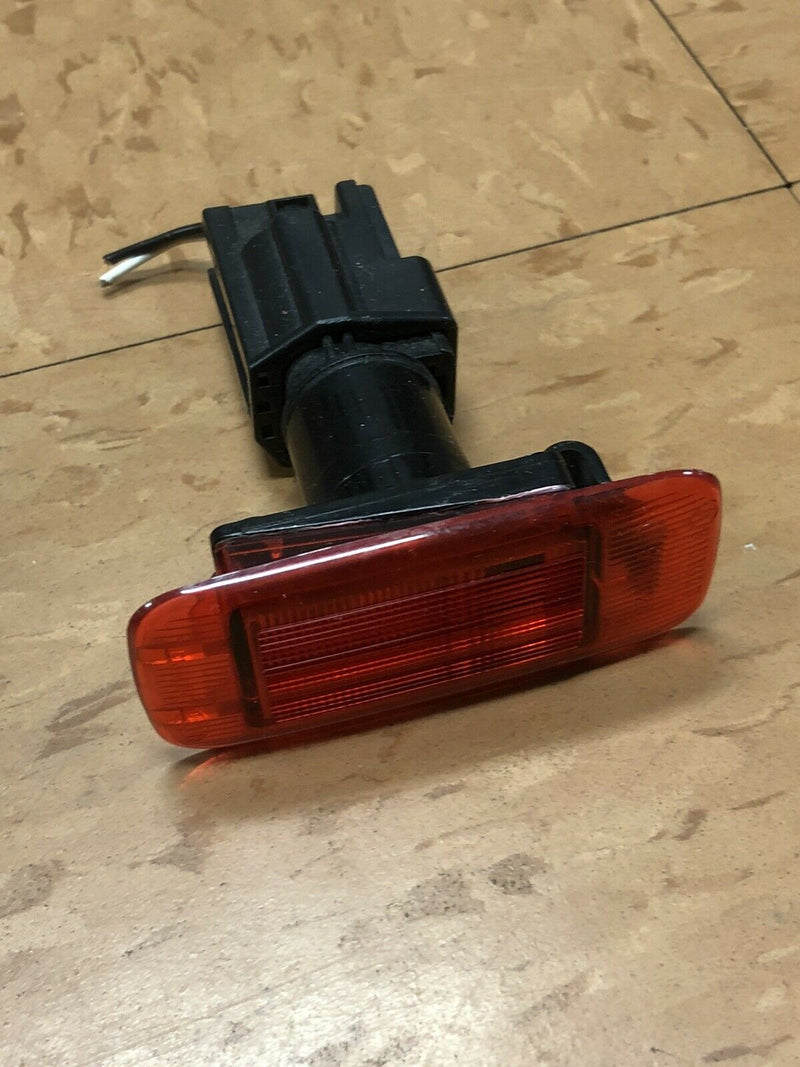 1998 1999 2000 Volvo S70 V70 Rear Door Red Warning Light Lamp Panel 9151343 OEM