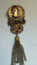 vintage gold tone dangled dexorative pen with chain. by DALEY1DEALS,LLC.