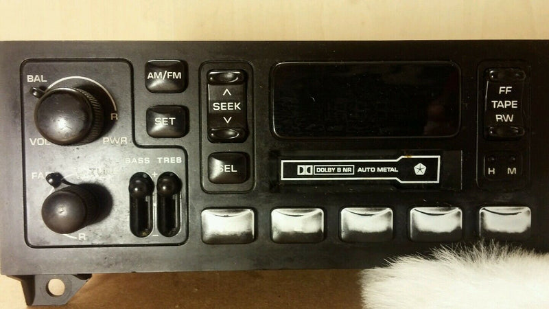 Top P04858556AD Chrysler town country 97 98 99 Dodge Caravan  radio casse player