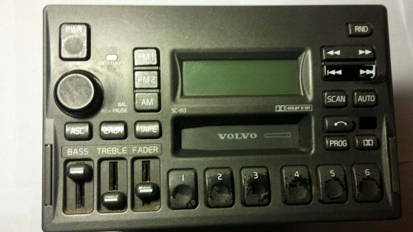 1998-04 03 02 01 00 Volvo v70 s40 v40 oem cassette player radio stereo 3533741