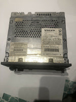 1997-2004 Volvo 90 70 40 Series AM FM Radio CD Cassette PN 3533771-1 Face SC-816