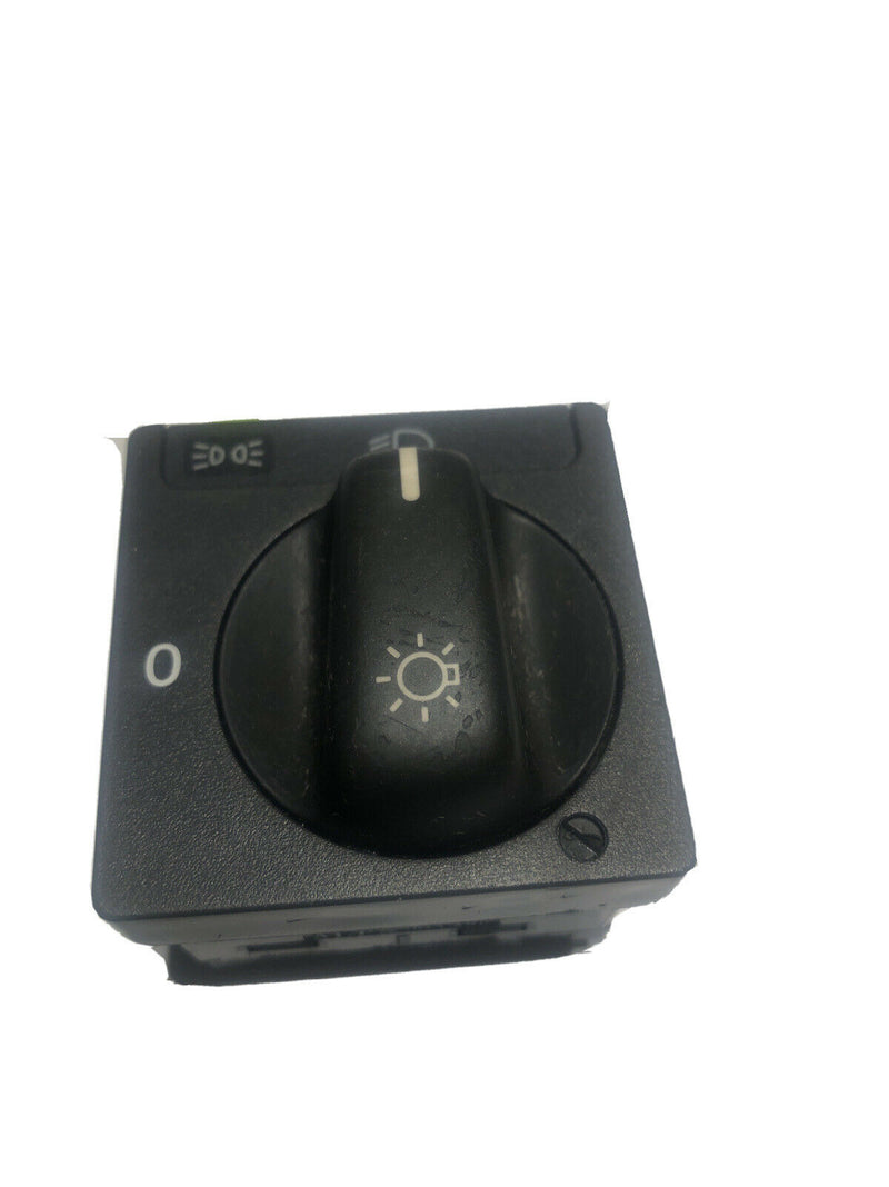 1998-2000 Volvo S70 Headlight Switch  90 Day Warranty OEM 8601773