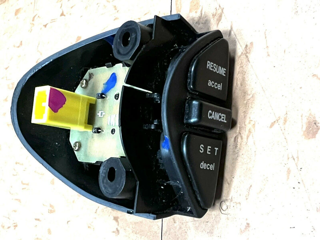 1998-2002 Accord Steering Wheel Cruise Control Switch Resume Accel Buttons 60793