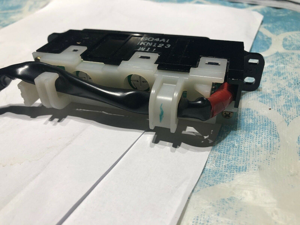 #89 1999 2000 HONDA CIVIC heater ac controls dash bezel part Defrost control