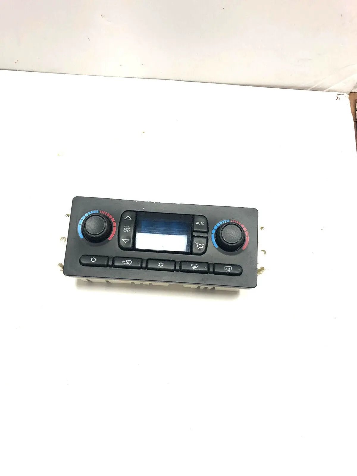 OEM 03 04 TAHOE YUKON SUBURBAN ESCALADE Climate Temperature a/c Heater Control by General Motors