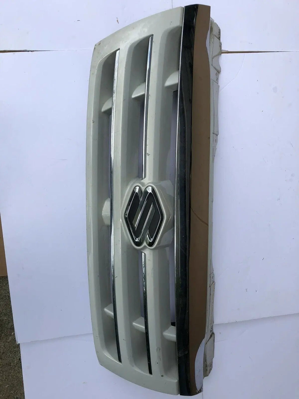 Grille Front For Suzuki XL-7 2005-2006 SZ1200120 7211152D00 4-Door by Keystone Automotive Operations