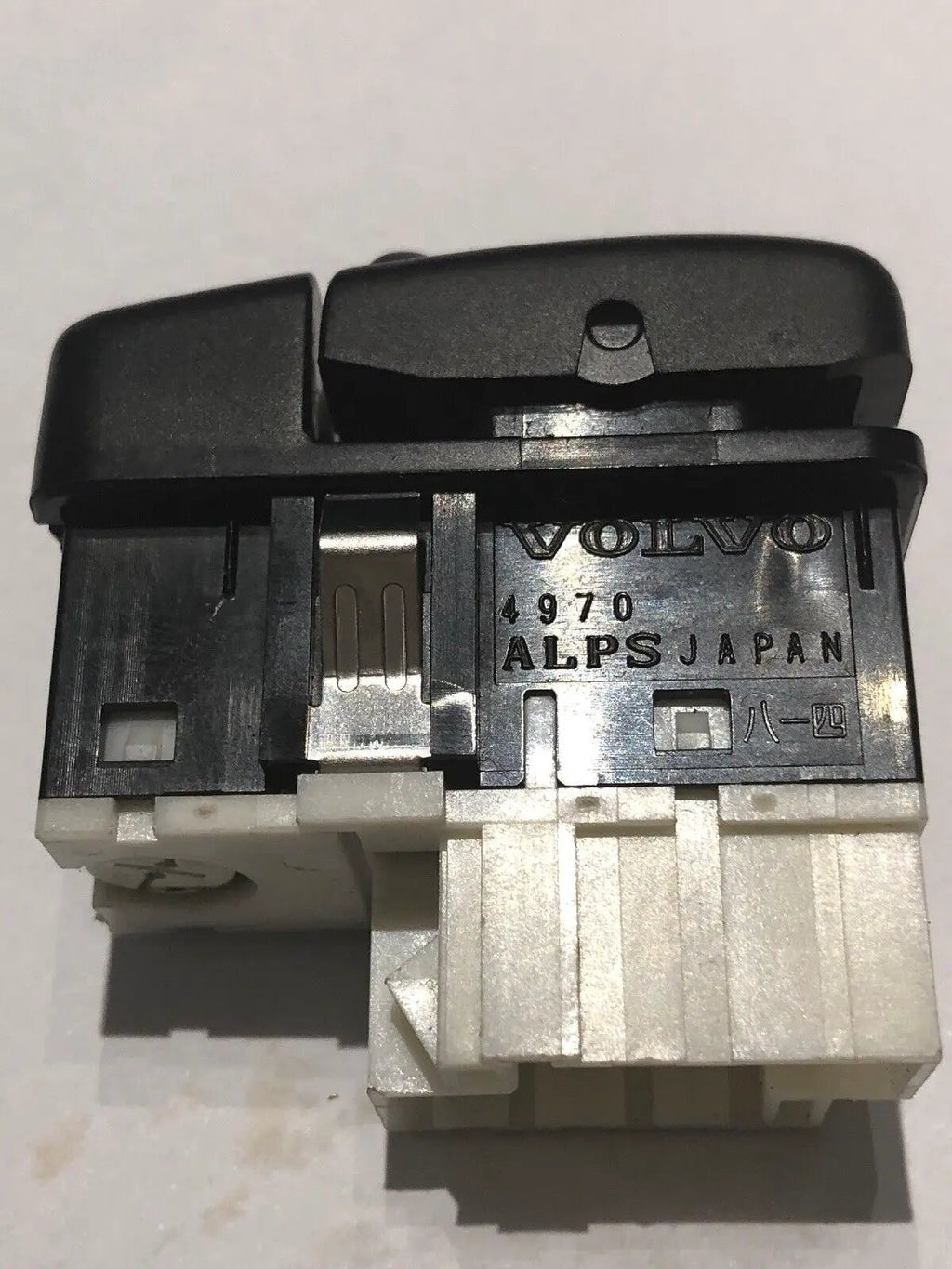 Volvo 850 Sunroof Switch 9128537 by Volvo