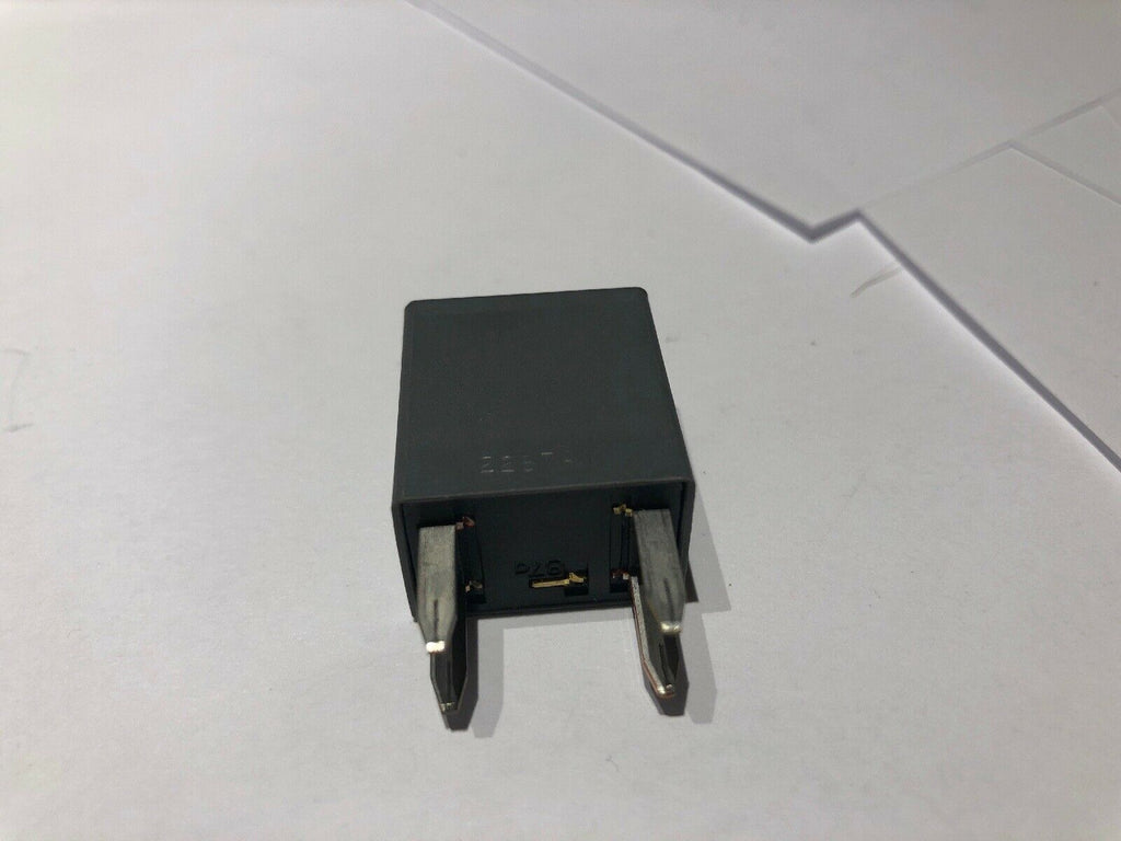 2002 Nissan Pathfinder 4 Pin Fuse Box Relay OEM 15328866