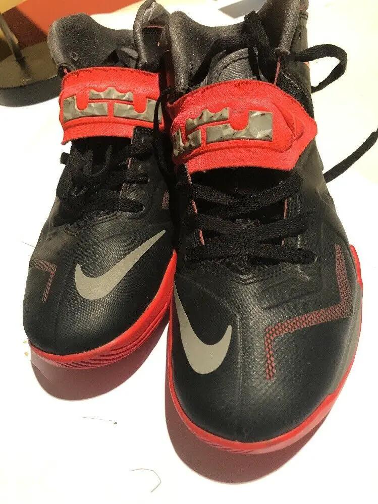 Nike LeBron Watch Size 9.5 by Nike