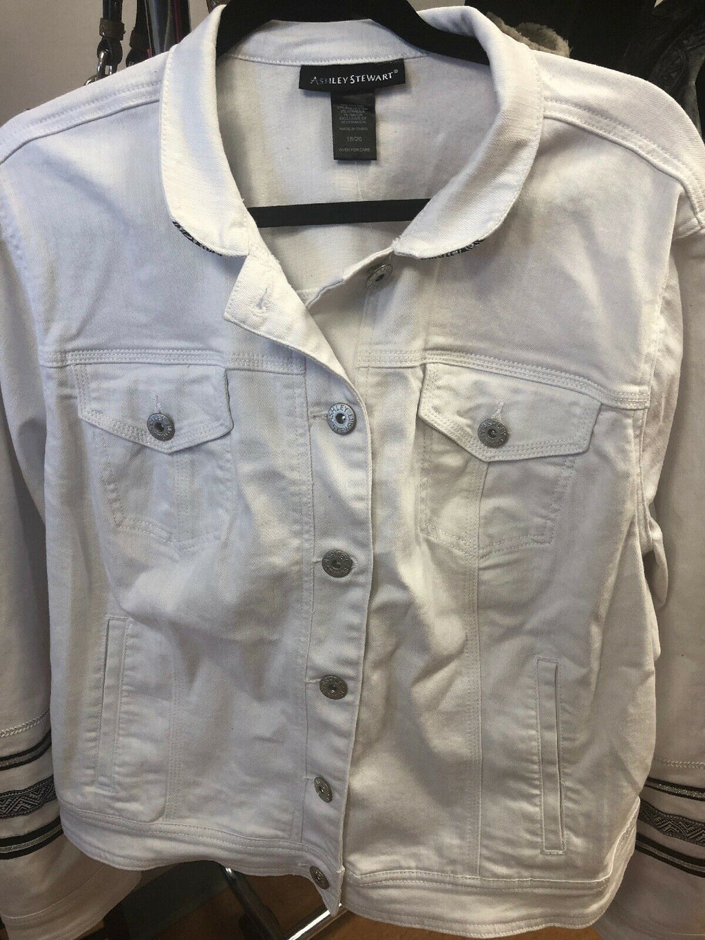 Ashley Stewart Size 18/20 hooded white linen jacket