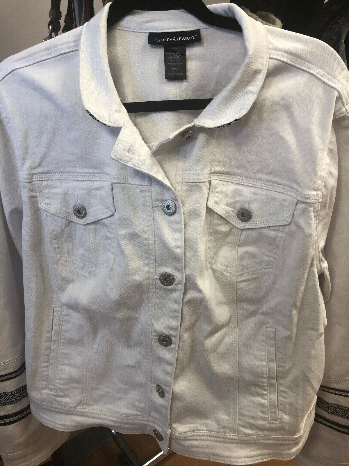 Ashley Stewart Size 18/20 hooded white linen jacket