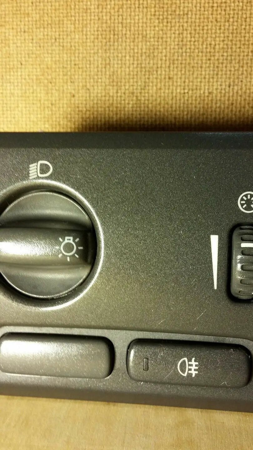New 2001 OEM VOLVO V70 2.4T HEADLIGHT SWITCH 9441046 DIMMER/DEFOG SWITCH by VOLVO OEM