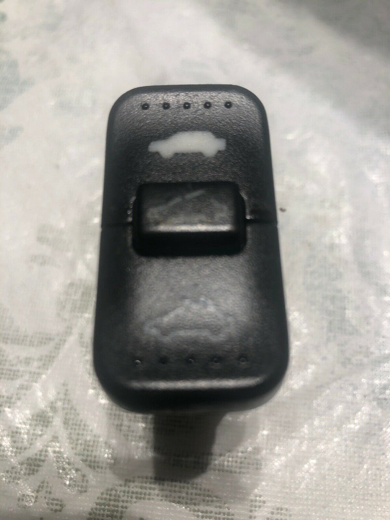 2003-2005 Honda Accord sunroof switch M19833