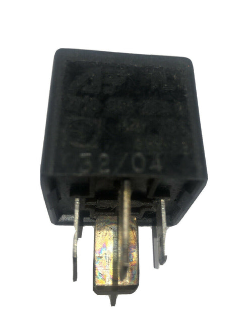 7M0 951 253 A 4-Pin Load Reduction Relay Main Current Relay #100 For VW Jetta