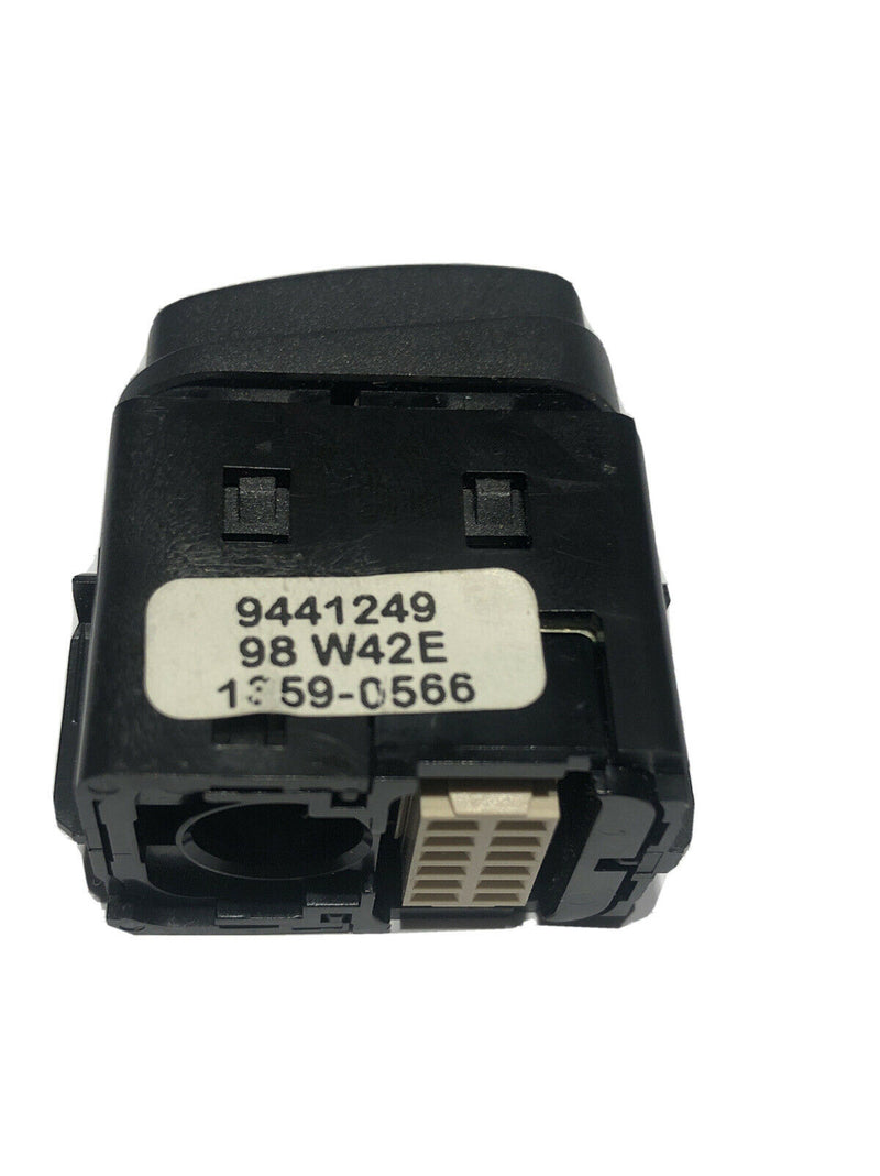 VOLVO S60 SWITCH 9441249/01 W44E