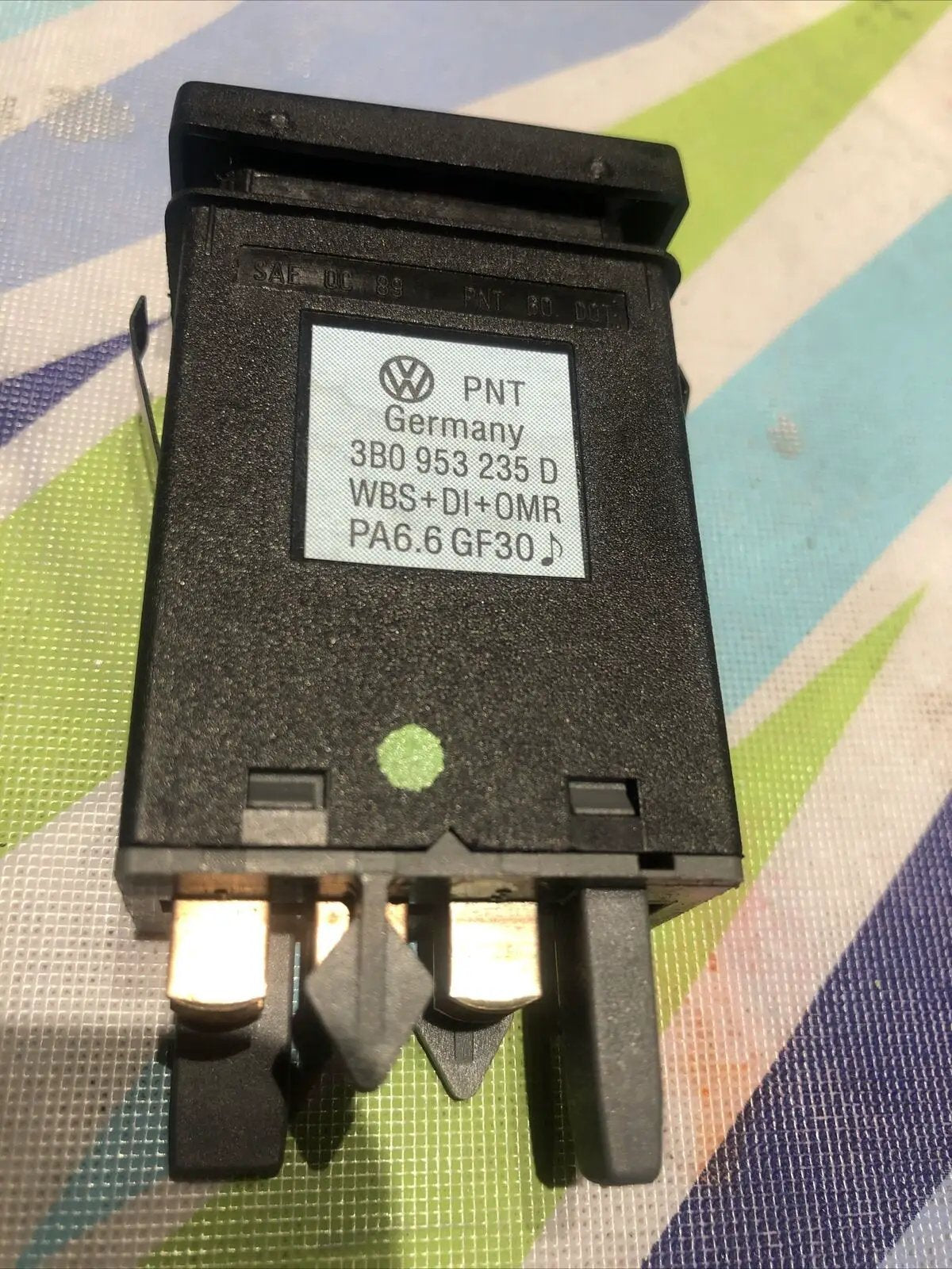 Hazard Flasher Switch For 98 99 00 01-05 VW Passat 3B0953235B 3B0953235D01C C000 by MotorKing