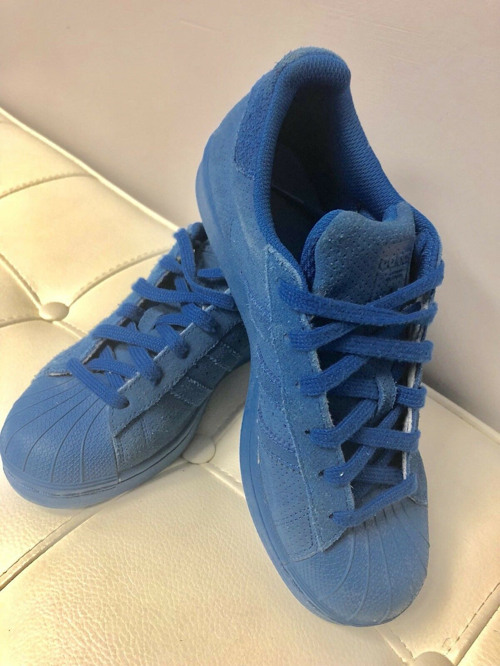 Adidas Youth shoes size 4.5 blue suede