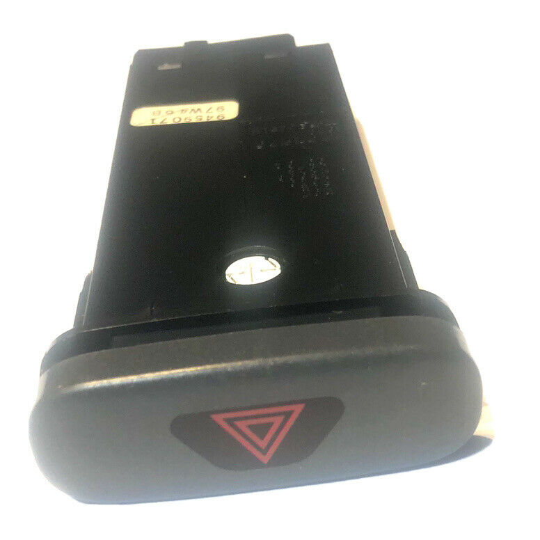 VOLVO V70 S70 EMERGENCY HAZARD FLASHER SWITCH 9459071 8622091 8628632 30739334