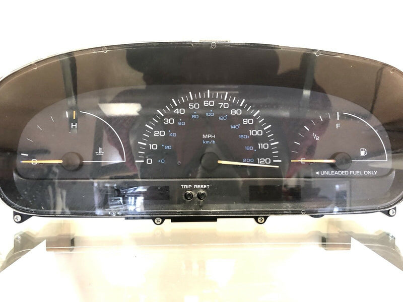 Almost-gone 1996-00 Chrysler Town Country instrumental gauge cluster speedometer