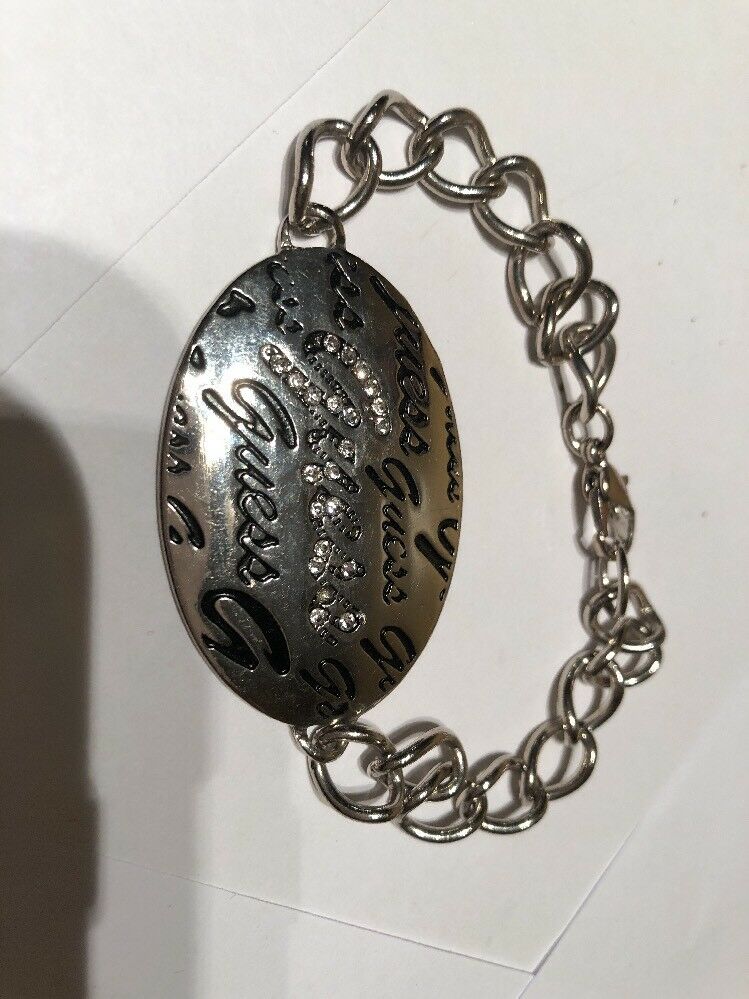 New GUESS Jewellery UBB10103 Silver Tone SS Bracelet w Heart Charm