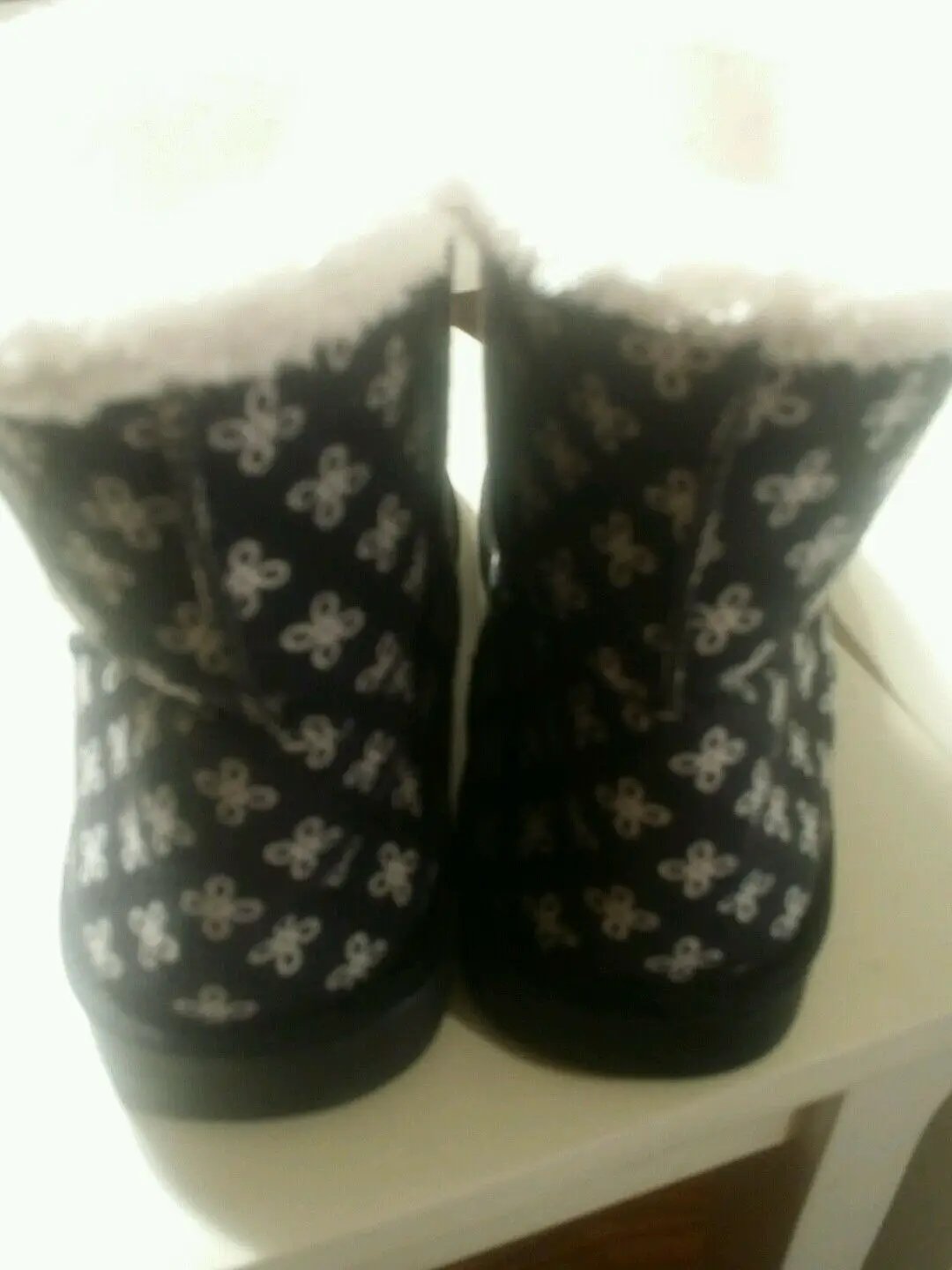 VERA BRADLEY Mini Concerto Cozy Slipper Booties Sz. 7-8; MEDIUM. NAVY BLUE/WHITE by Vera Bradley