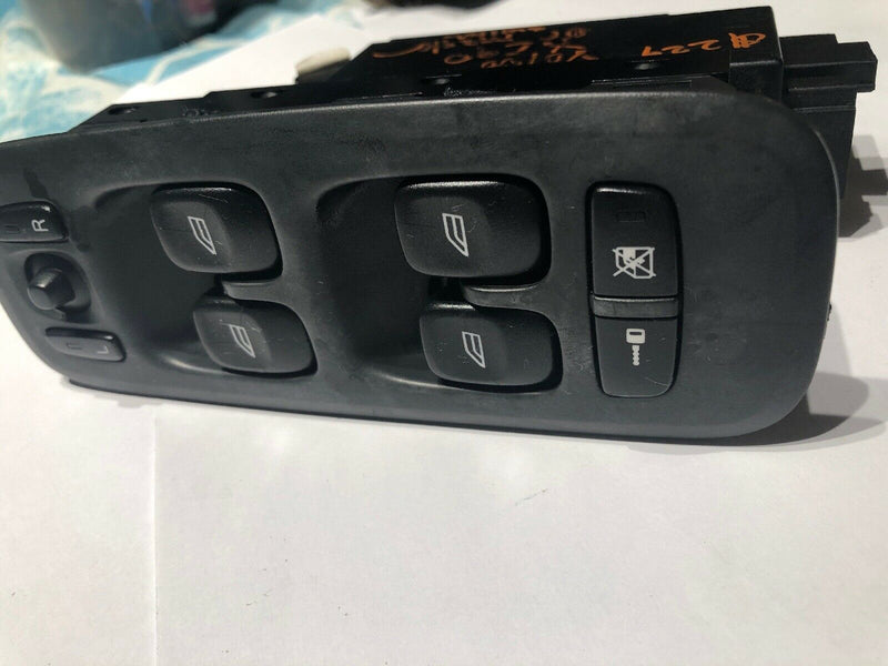 2005  Volvo XC90 grey  Master Power Window Switch  5586 n3rua