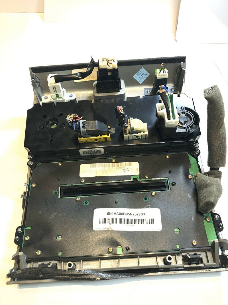 2005-2006 Nissan Armada AC Climate Heater Panel Climate Control Console Unit OEM