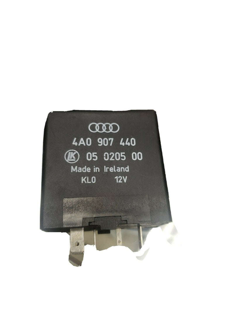 B134 AUDI Control Unit Relay 4A0907440 / 05020500 OEM