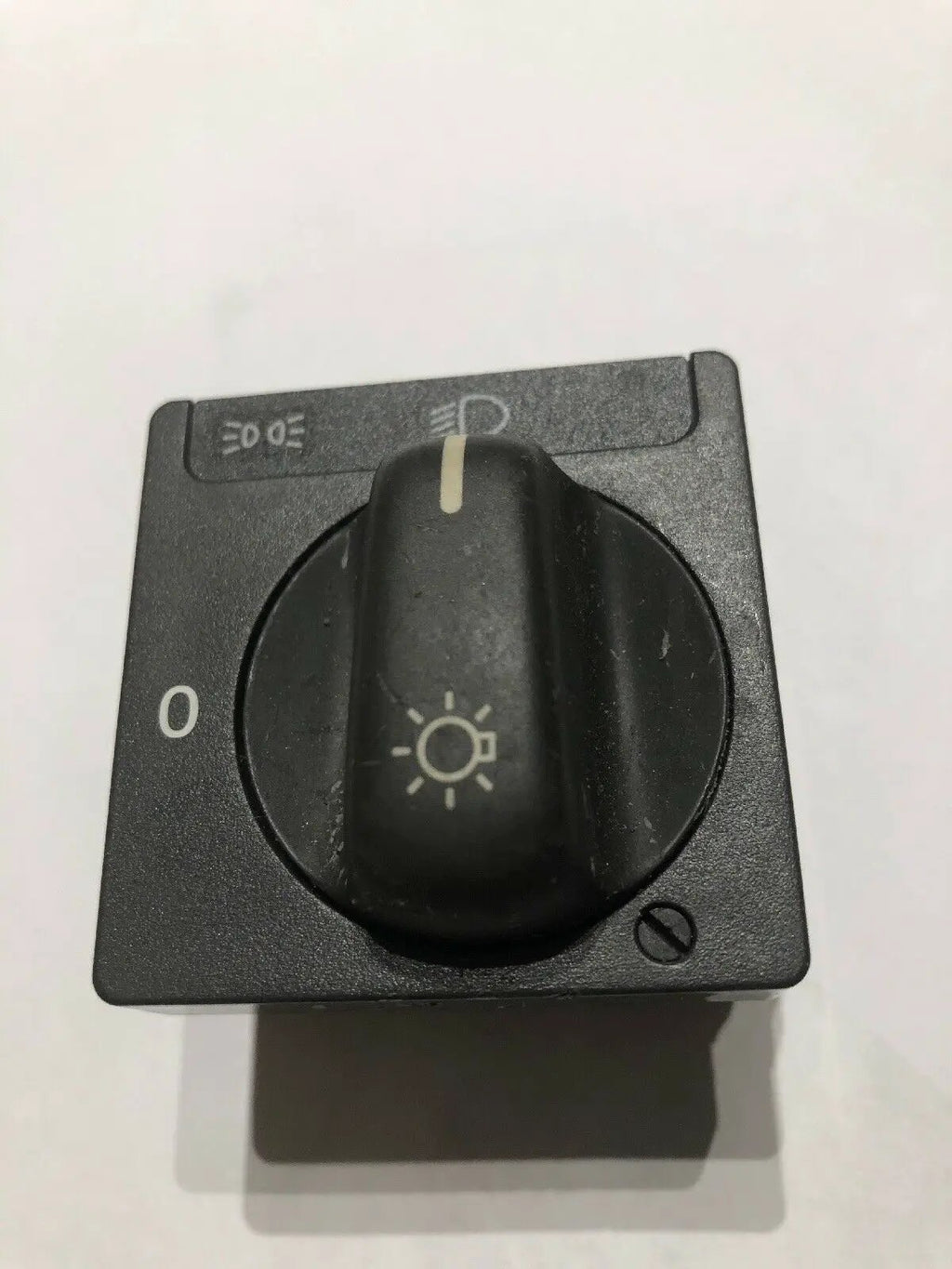 Volvo C70 S70 V70 OEM Headlight Head Light Lamp Control Switch Button 8601773 by Volvo