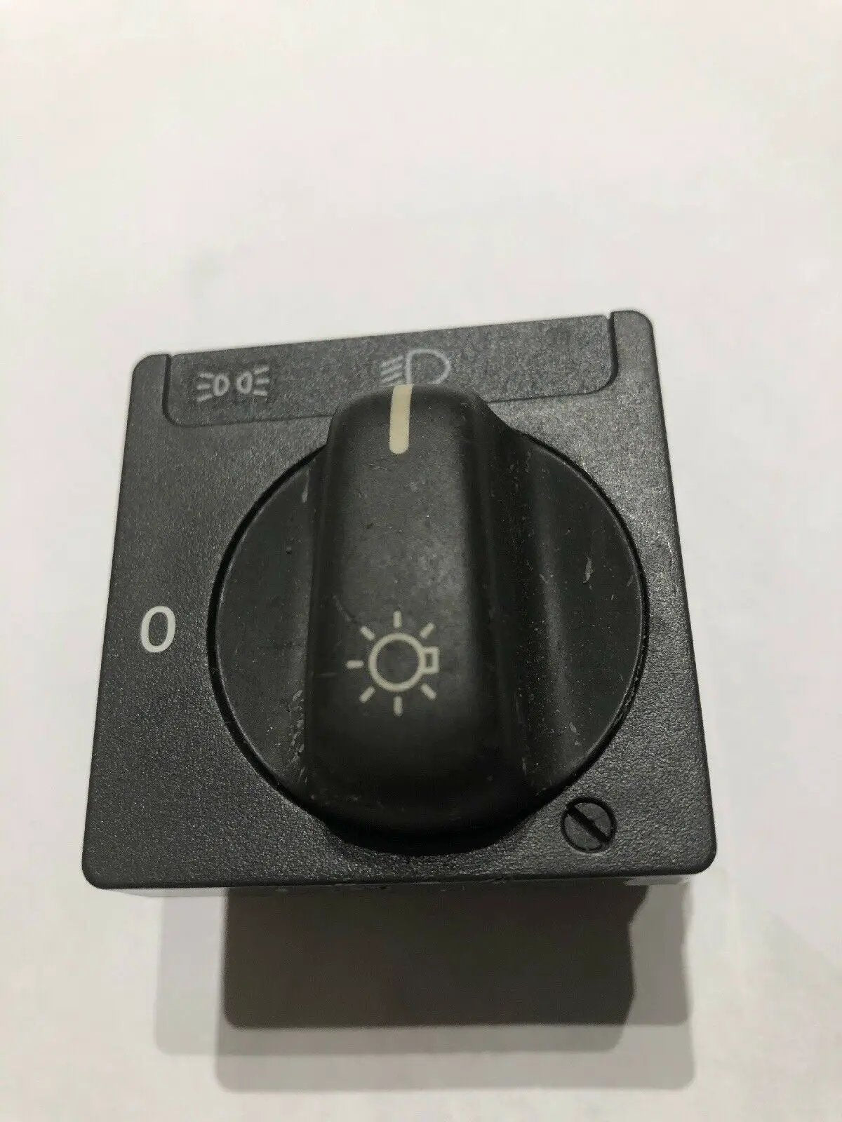 Volvo C70 S70 V70 OEM Headlight Head Light Lamp Control Switch Button 8601773 by Volvo