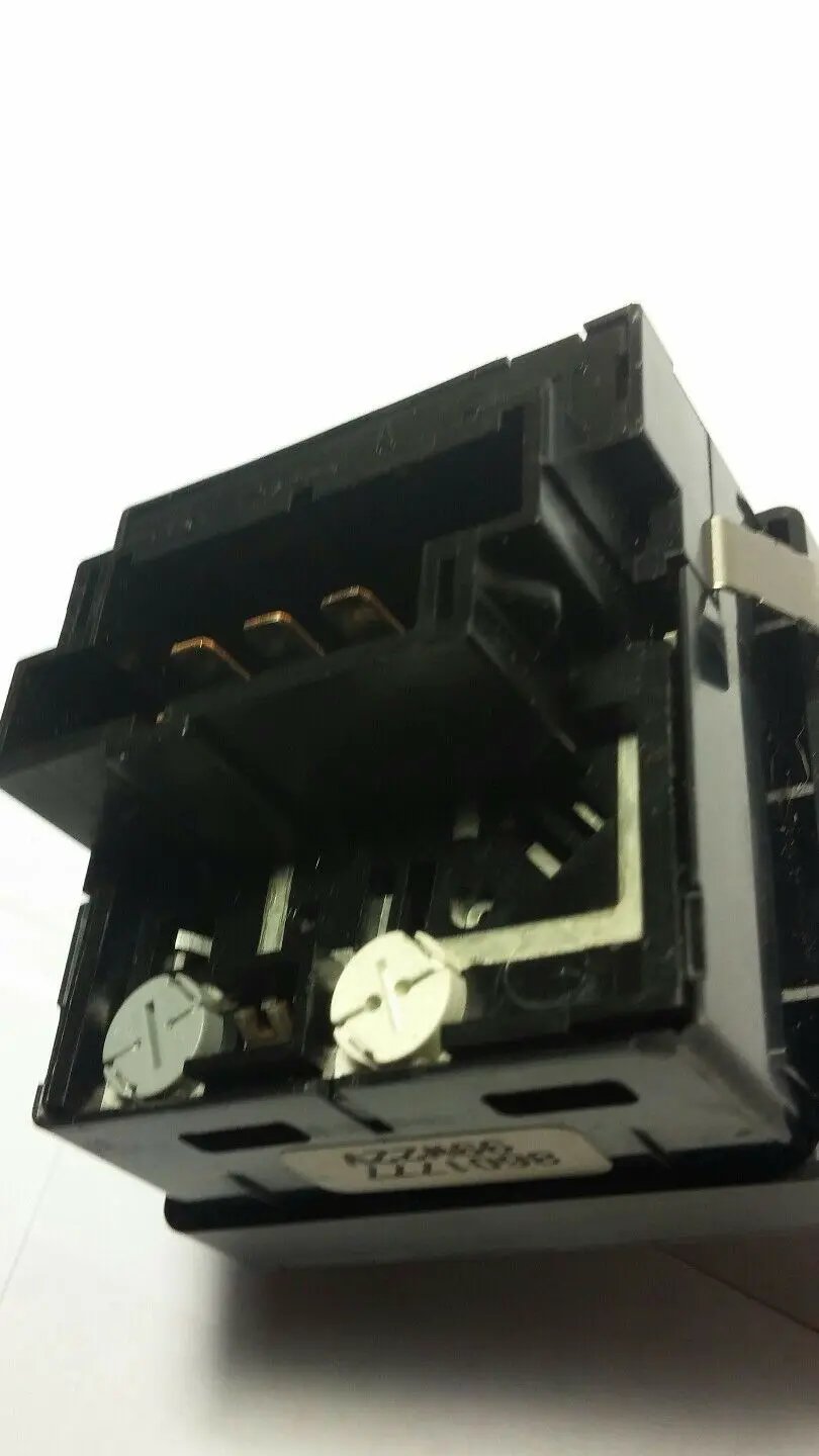 fits VOLVO 850 960 S90 V90 1994-98 HEADLIGHT SWITCH 6849766 8601777 8622027 by VOLVO OEM
