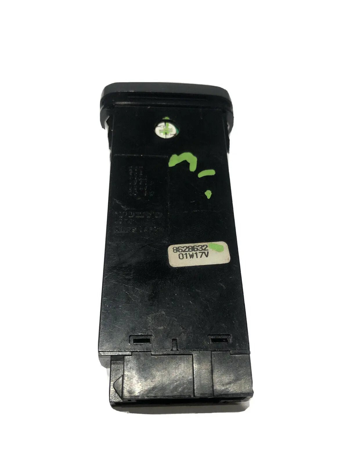Like-new/;VOLVO S70 V70 / 98-04 VOLVO C70 Hazard Switch 9459071 8622091 6849843 by Volvo