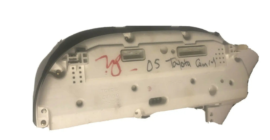 Speedometer Cluster MPH OEM 05 06 Toyota Camry 4 Cylinder LE XLE by TOYOTA