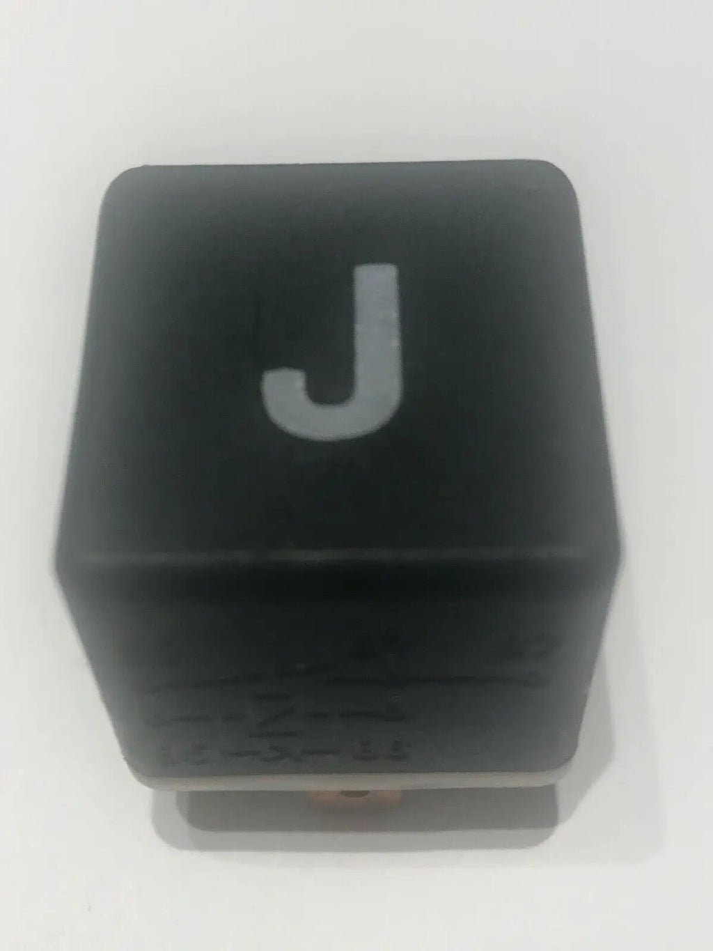 Volvo J Relay 9130269 by Volvo OEM