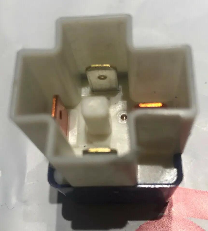 FUSE BOX RELAY TOYOTA 28300-10020 DENSO 156700-0503 12V JAPAN PURPLE .B3 by Toyota