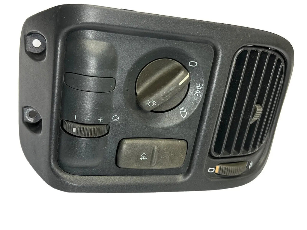 Volvo S40 V40 1999 LHD headlight foglight light control button switch 30887132 by Volvo